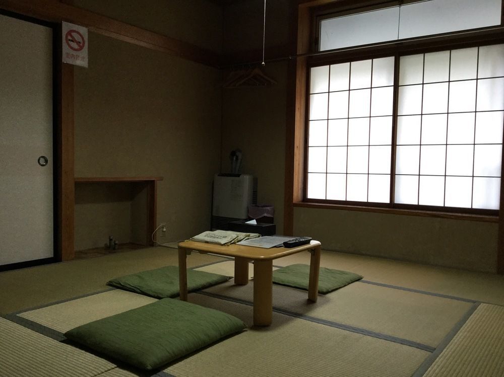 Nozawaonsen Guest House Miyazawa Exterior photo